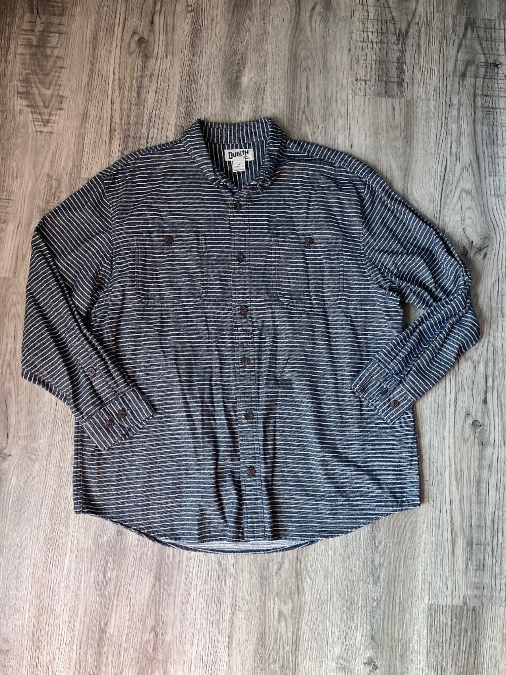 Duluth Trading Co Men's XL Reg Relaxed Fit Blue Striped Free Swingin' Flannel